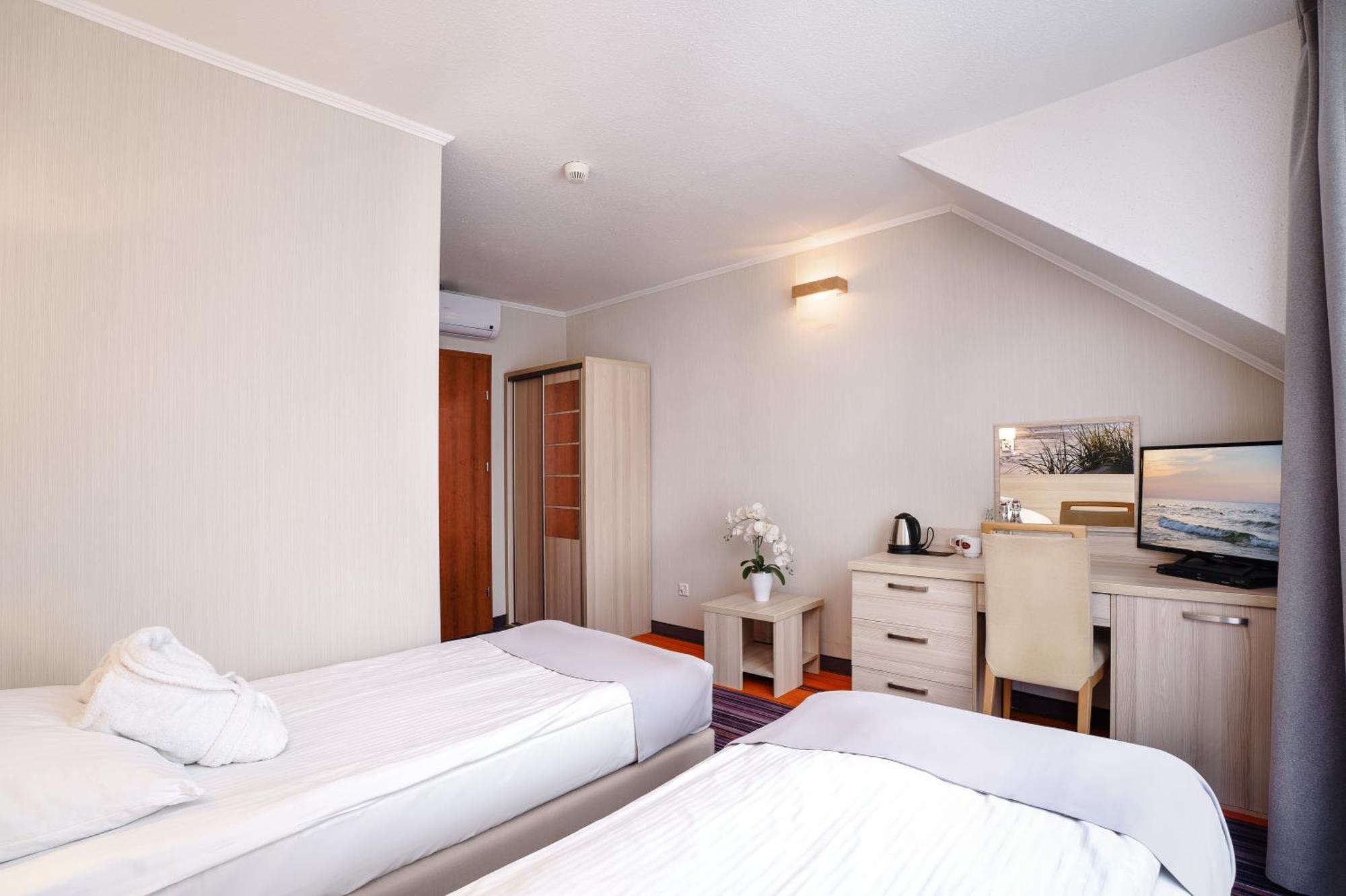 Jastrzębia Góra Hotel Spa Activia מראה חיצוני תמונה