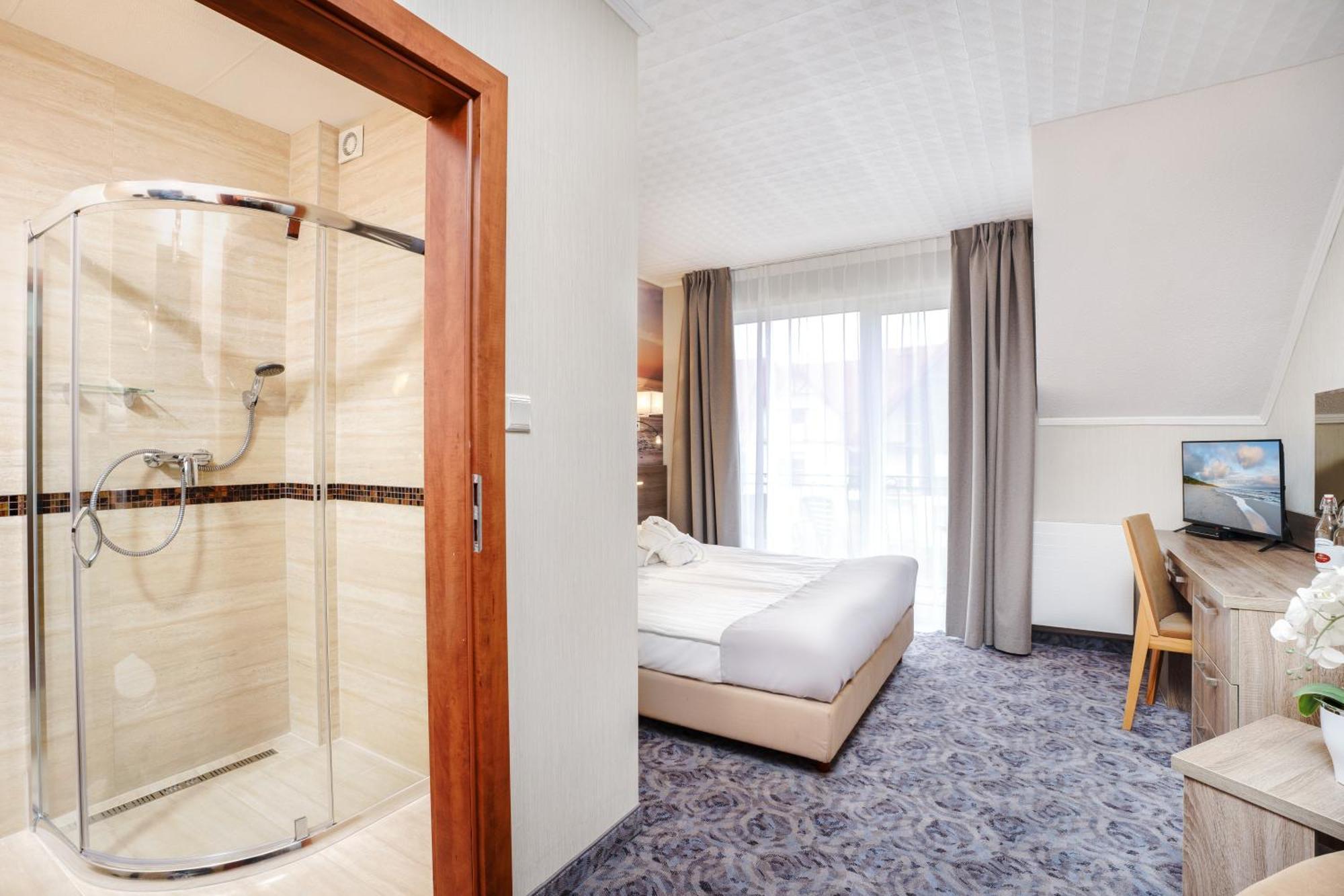 Jastrzębia Góra Hotel Spa Activia מראה חיצוני תמונה