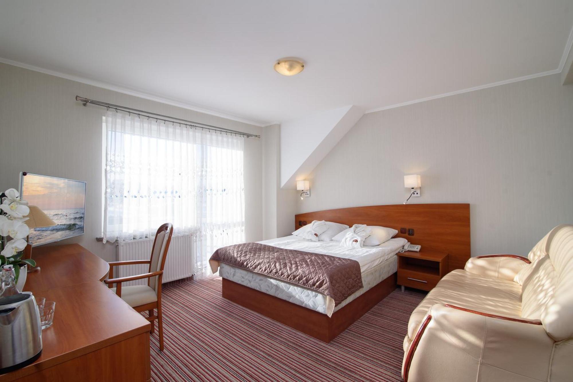 Jastrzębia Góra Hotel Spa Activia מראה חיצוני תמונה