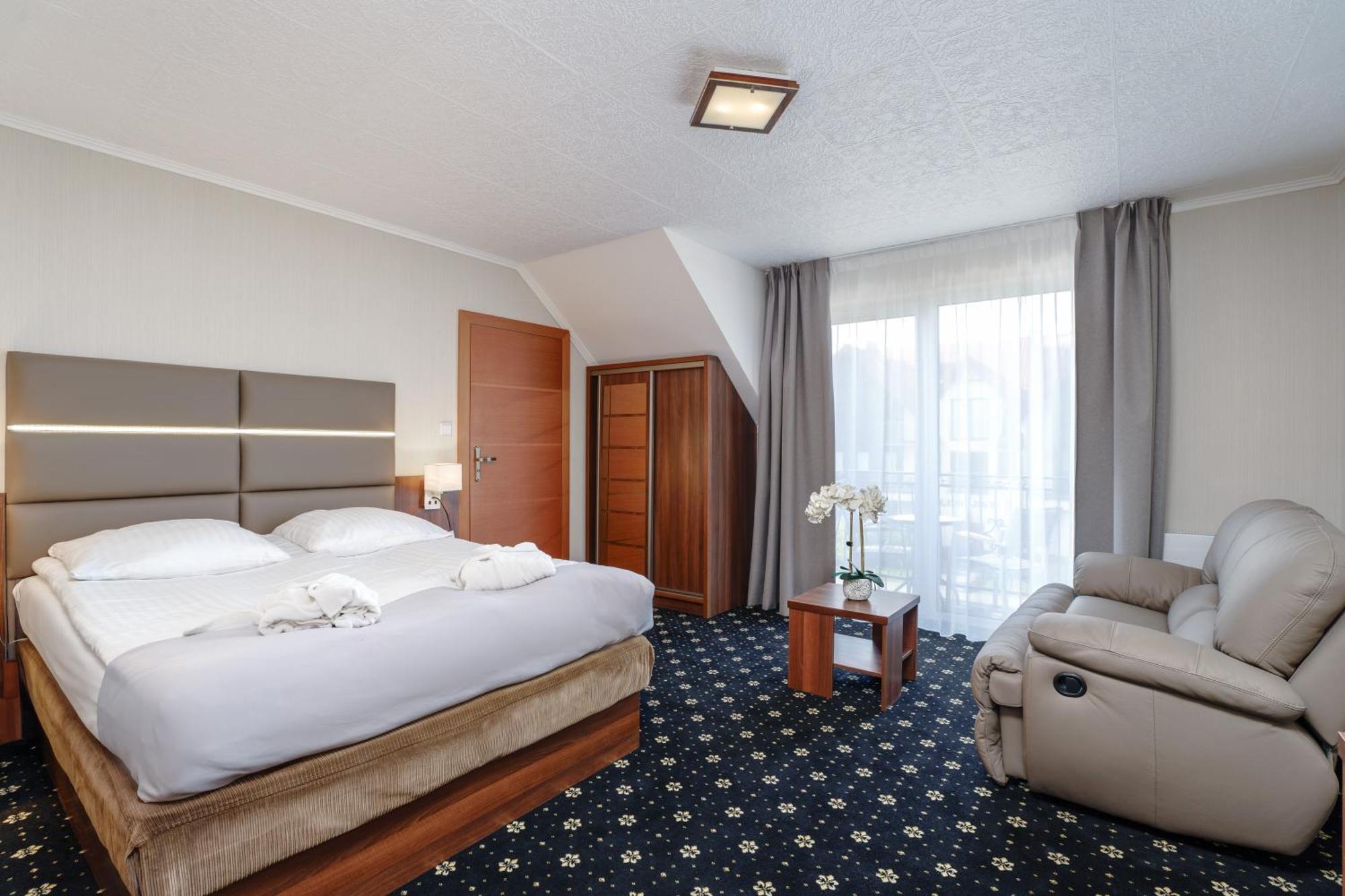 Jastrzębia Góra Hotel Spa Activia מראה חיצוני תמונה